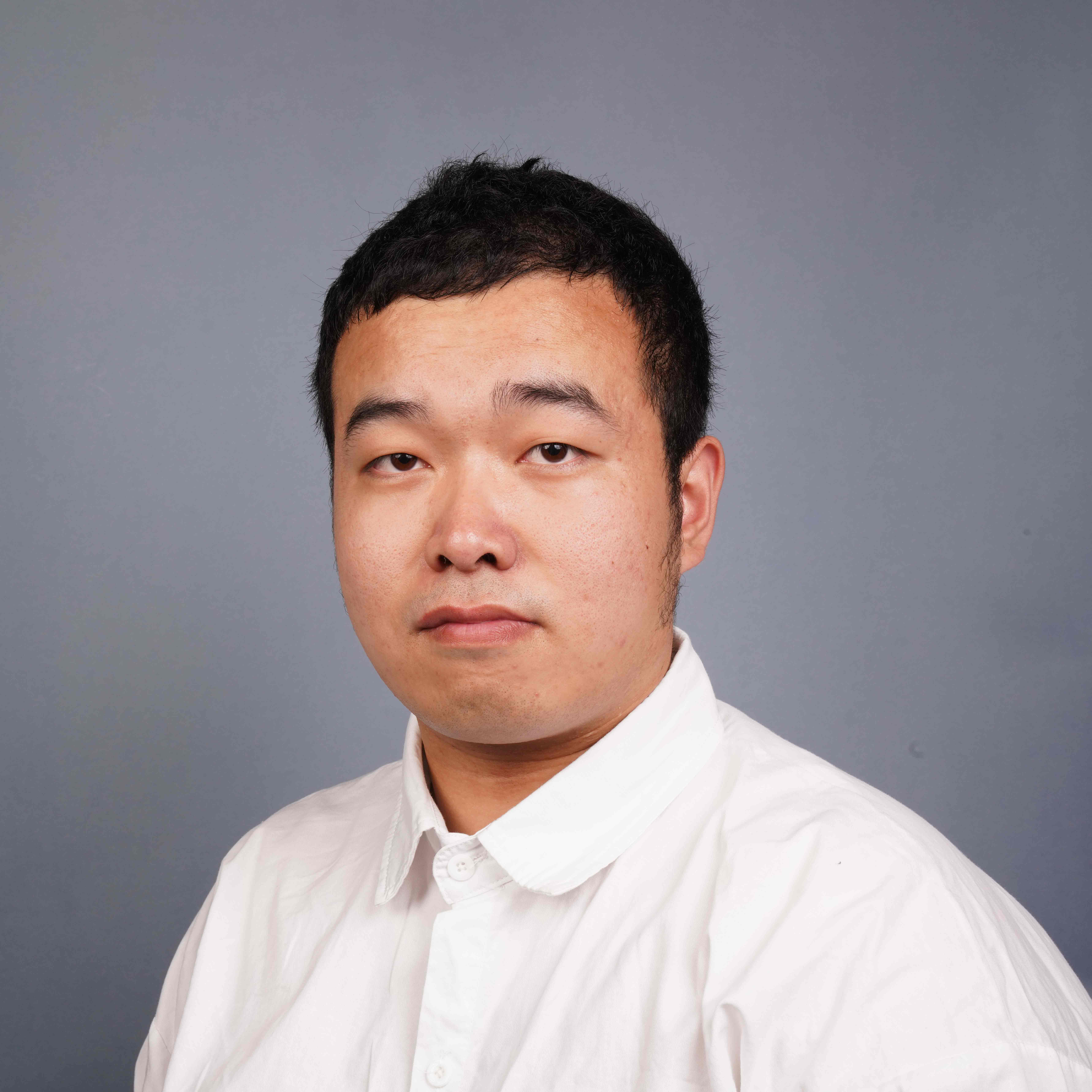 Sirui Wang